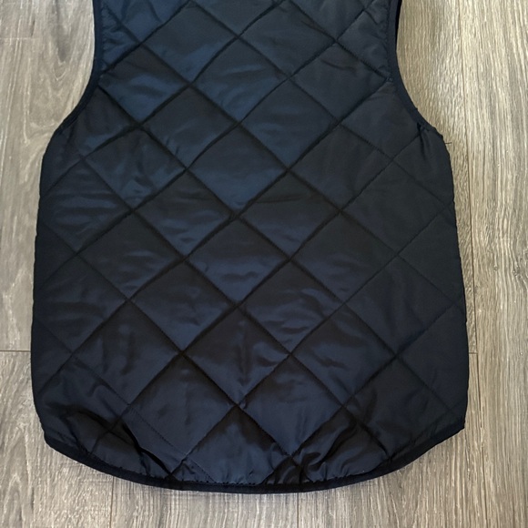 Women’s Aeropostale Black Quilted Vest Size Medium - Picture 6 of 7